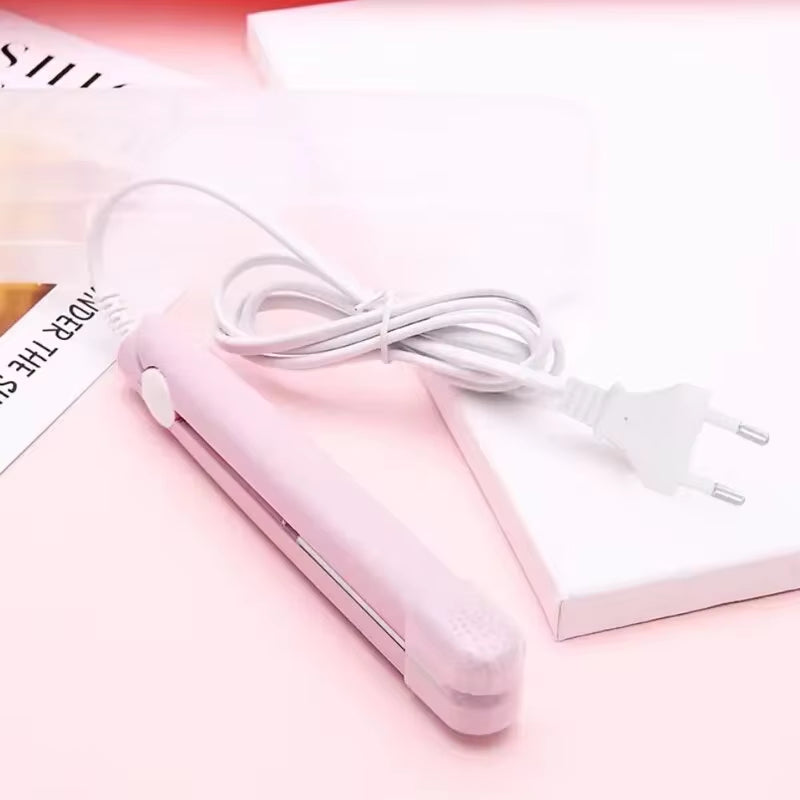 Mini Hair Straightener Clipboard Small Power Plug Curling Hair Straight Hair Girls Air Bangs Portable Hair Straightener